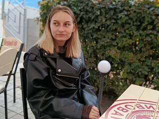 NanetteStrayham recorded real recorded